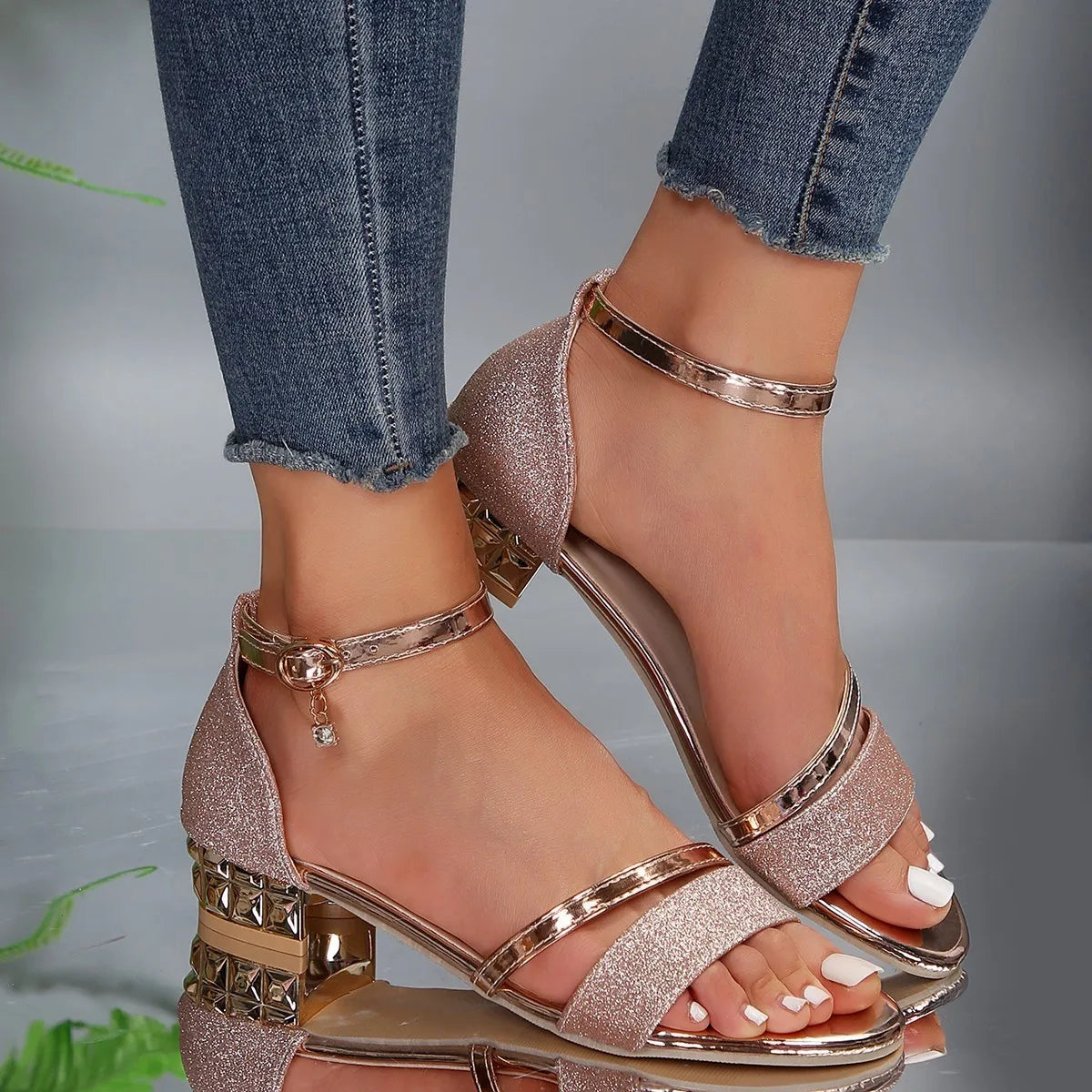 Chaussures Élégantes à Talons Bas pour Femmes