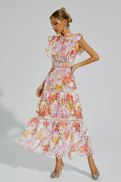 Robe Longue Brodée Sans Manches – Dentelle Florale Multicolore & Volants