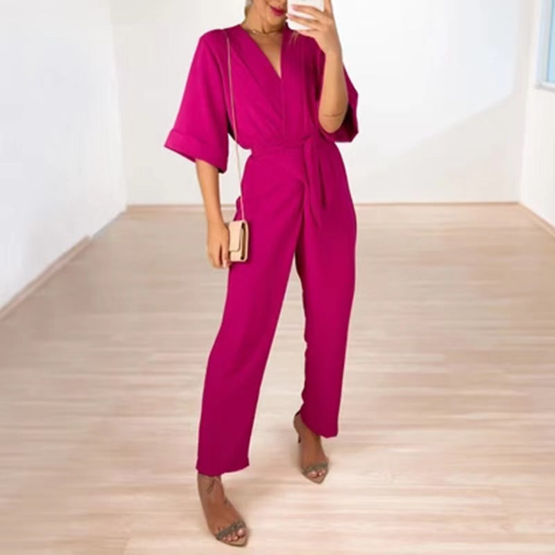 Combinaison fuchsia chic avec jambes droites et taille haute