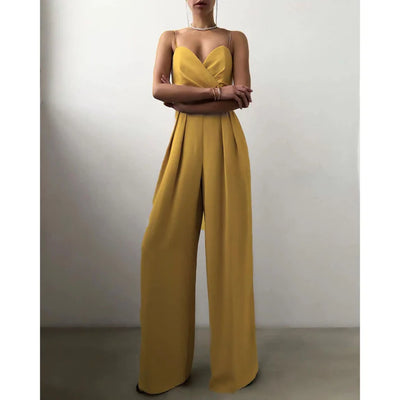 Combinaison jaune éclatante à bretelles pour une soirée élégante