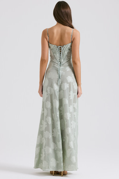 Robe Longue d’Été à Bretelles Fines – Élégante & Fleurie pour Soirée